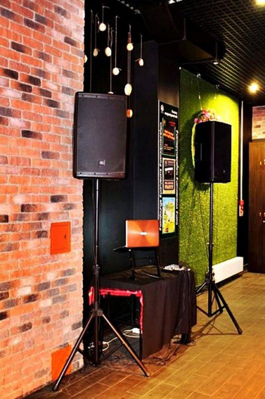 Основной зал — Мята на проспекте Ломоносова 