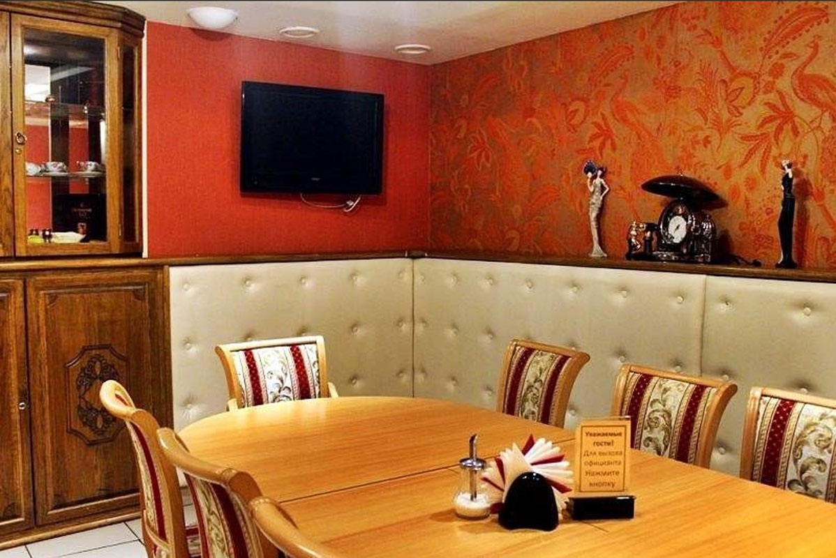 Основной зал — Шелк