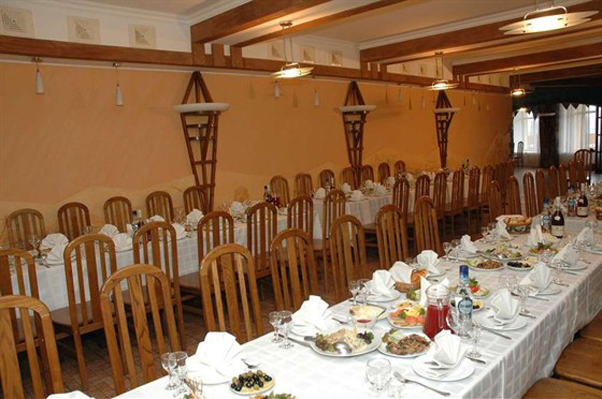 Зал на 70 человек — Севан на Космонавтов