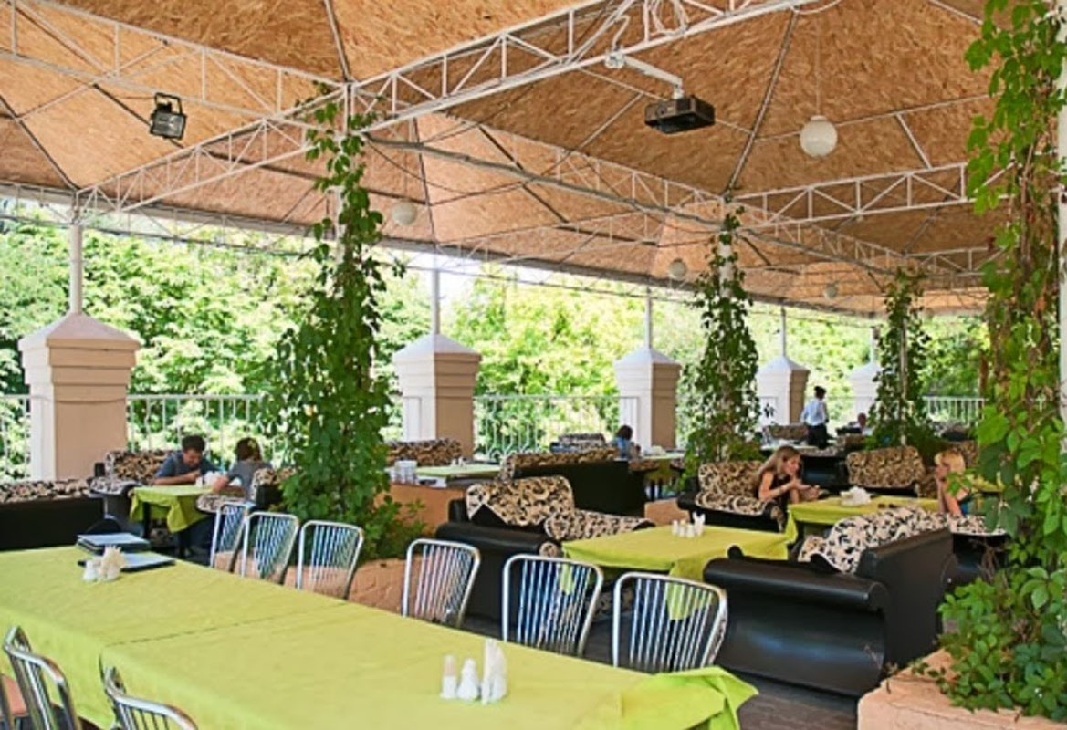 Основной зал — Зеленая Горка