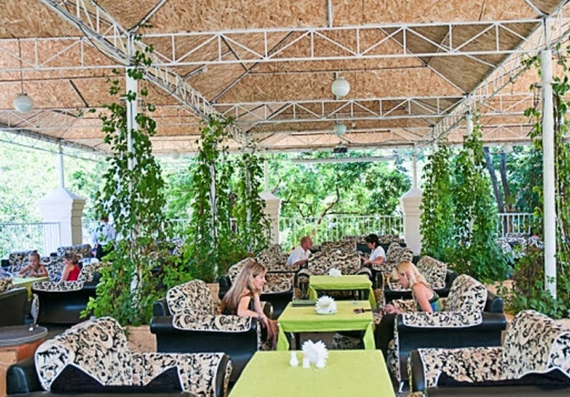 Основной зал — Зеленая Горка