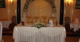 Зал на 200 человек