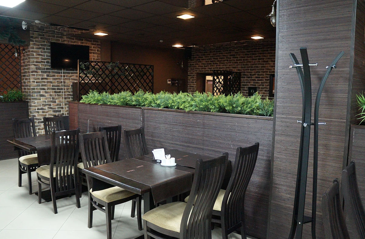 Основной зал — Бранч