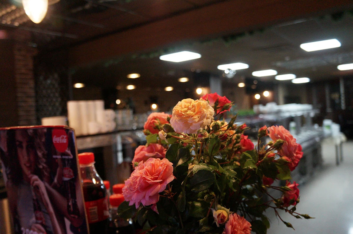 Основной зал — Бранч