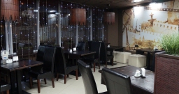 Основной зал — интерьер зала