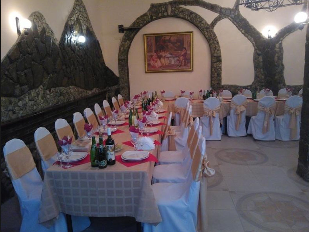 Основной зал — Белый Замок