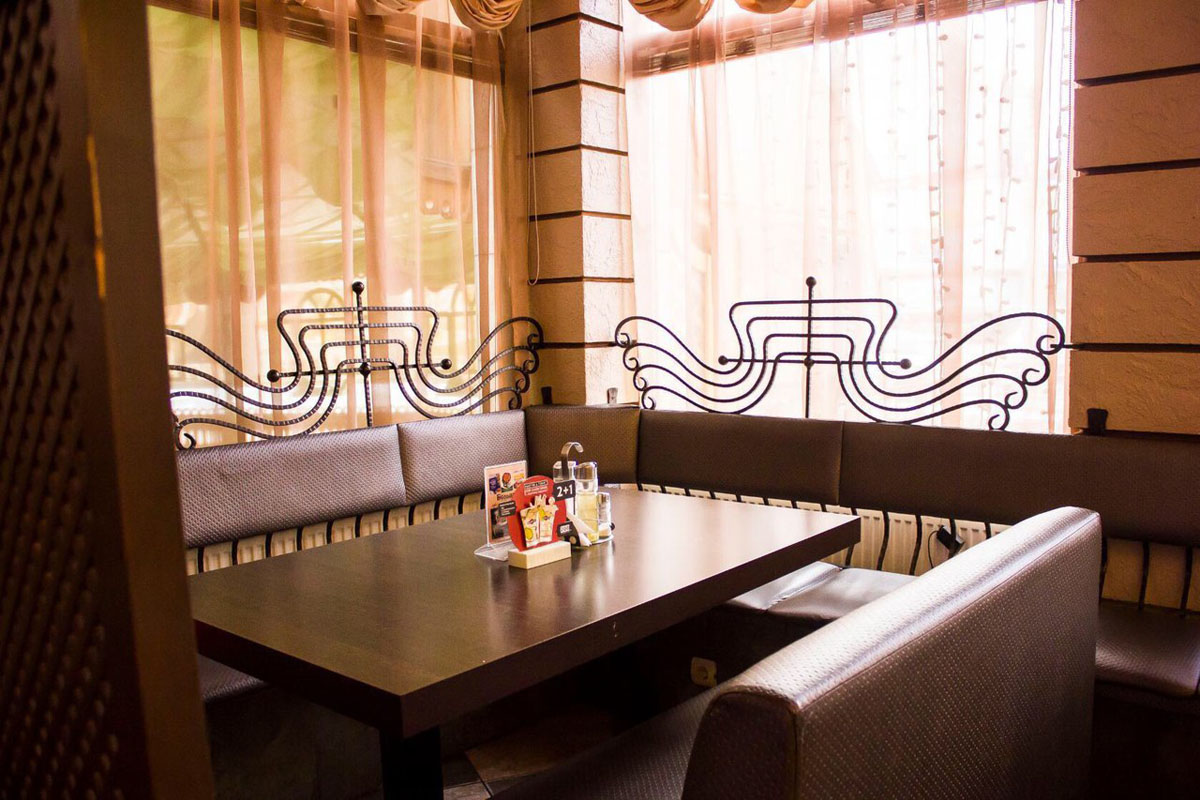 Основной зал — Бульвар