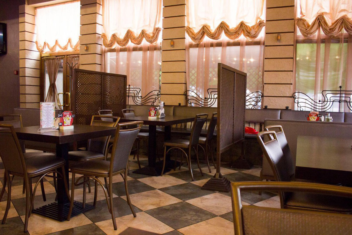 Основной зал — Бульвар