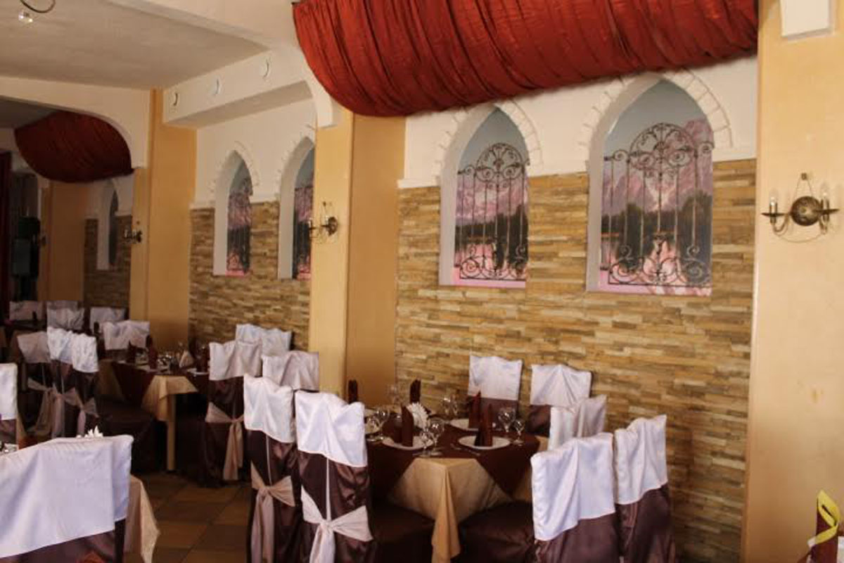 Основной зал — Кафе У Сэма