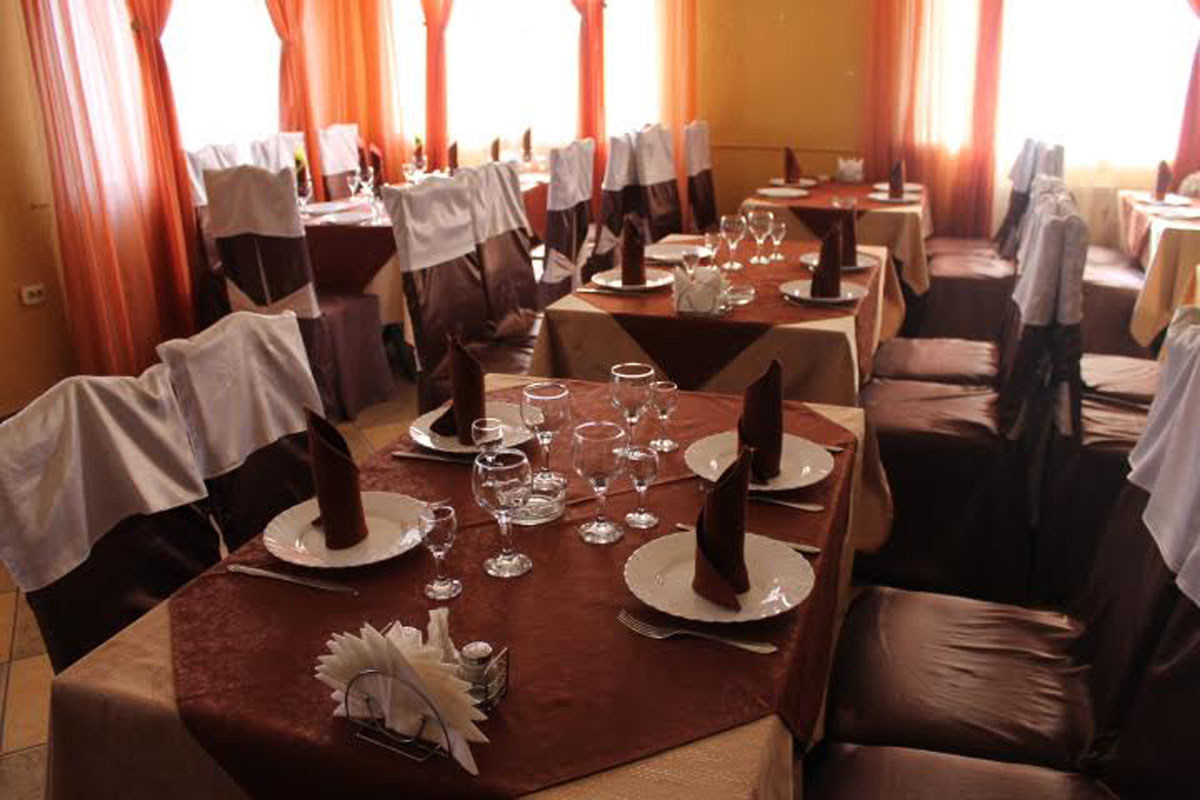 Основной зал — Кафе У Сэма