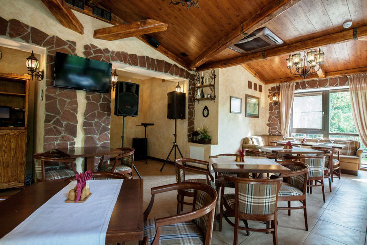 Банкетный зал — Федор Савельевич