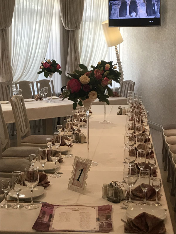 Зал на 100 человек — Орхидея