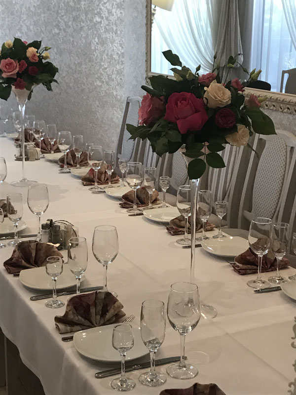 Зал на 100 человек — Орхидея