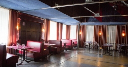 Основной зал — интерьер зала