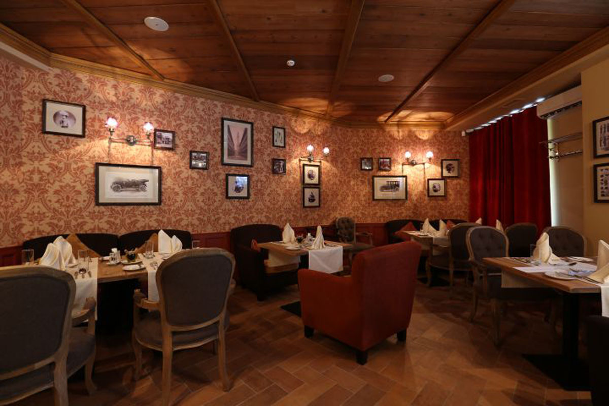 Основной зал — Ресторан Сан-Жак