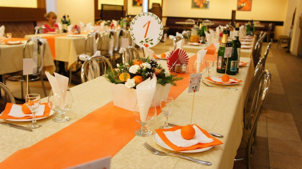 Основной зал — Кливия