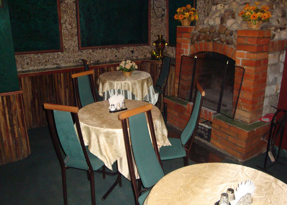 Основной зал — Кафе Тайна