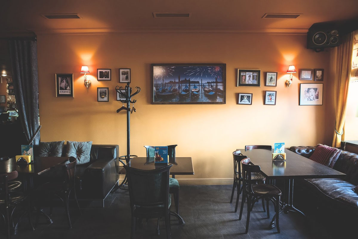 Основной зал — Шоколад