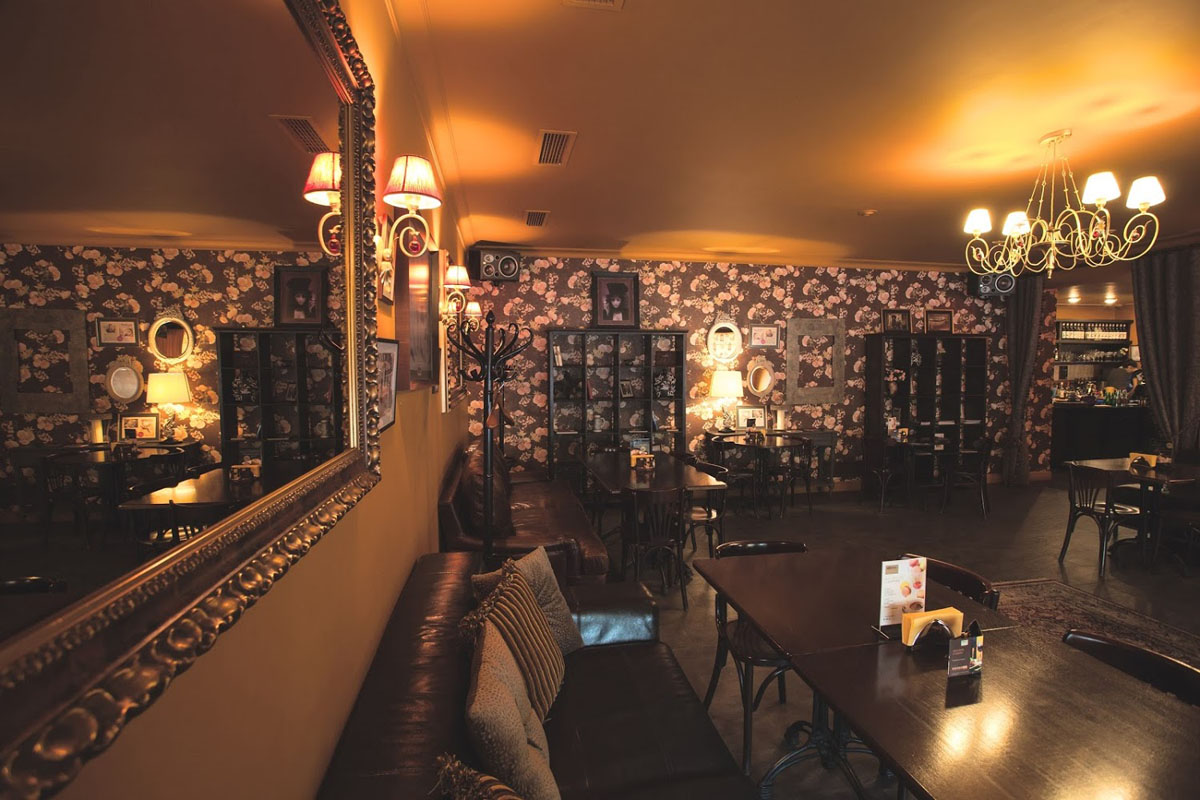 Основной зал — Шоколад