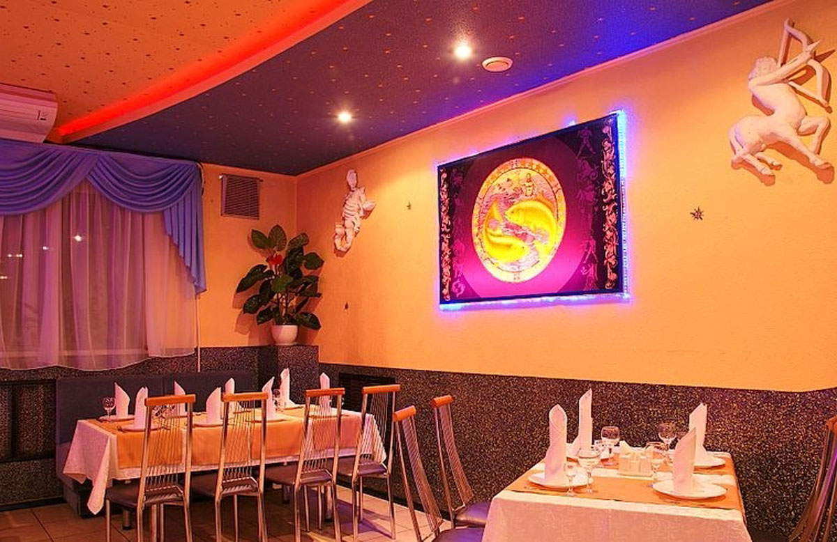 Основной зал — Кафе Зодиак