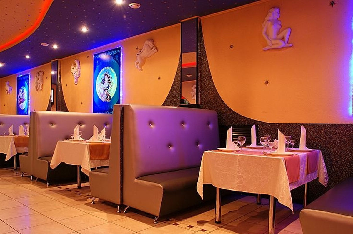 Основной зал — Кафе Зодиак