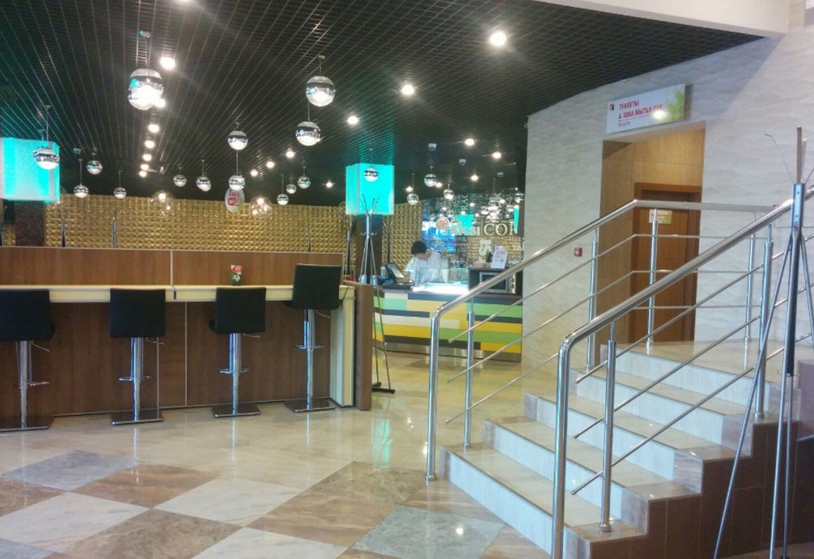 Основной зал — Такси