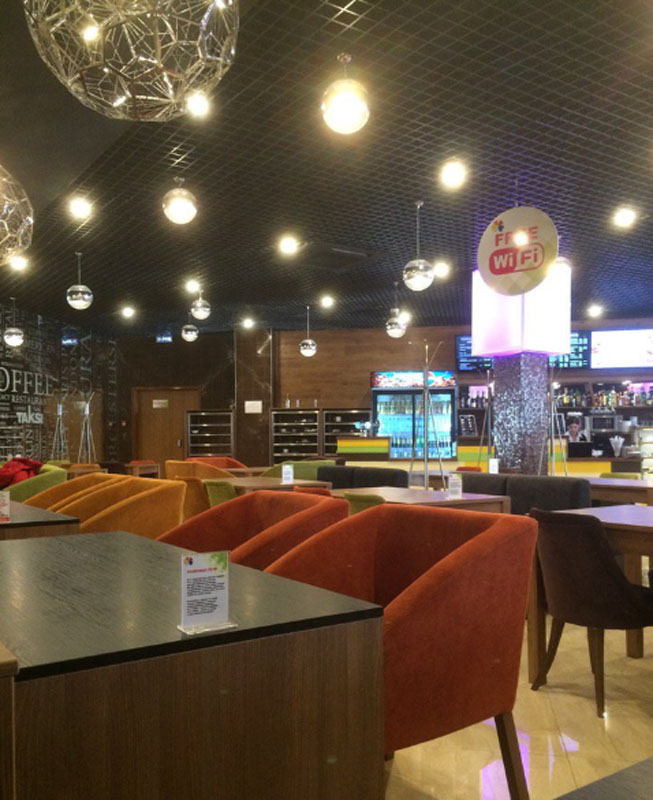 Основной зал — Такси