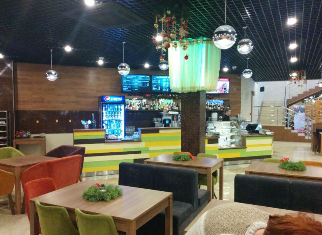 Основной зал — Такси