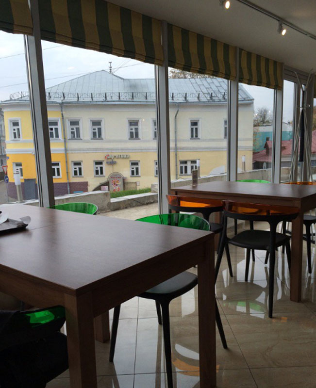 Основной зал — Такси