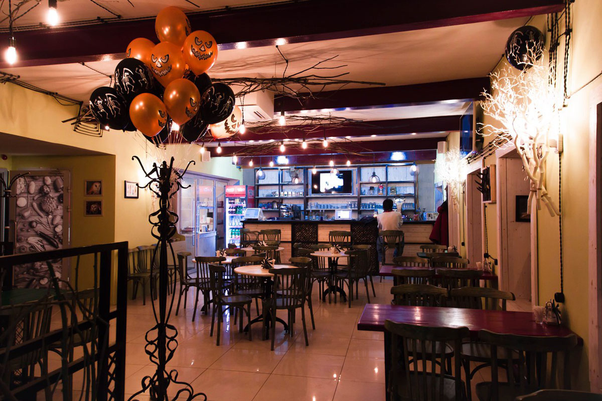 Основной зал — Мятная сова