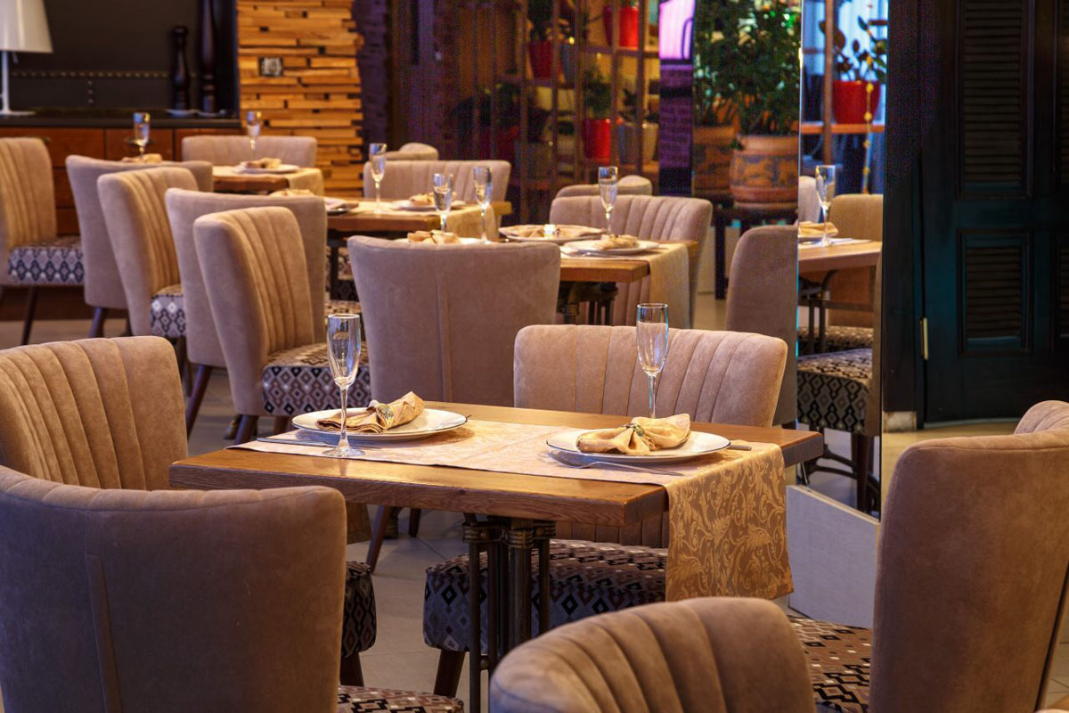 Зал на 100 человек — Ресторан Виктория