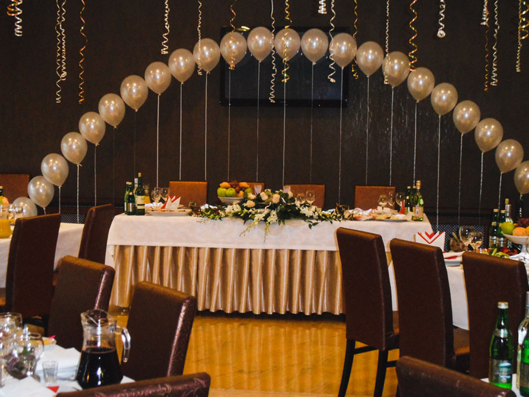 Основной зал — Аврора