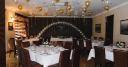 Основной зал