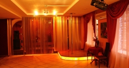 Основной зал