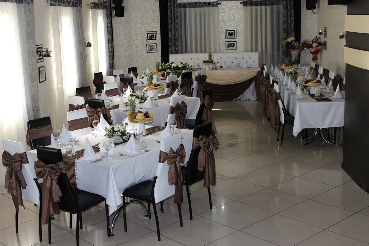 Зал на 60 человек — Чаплин