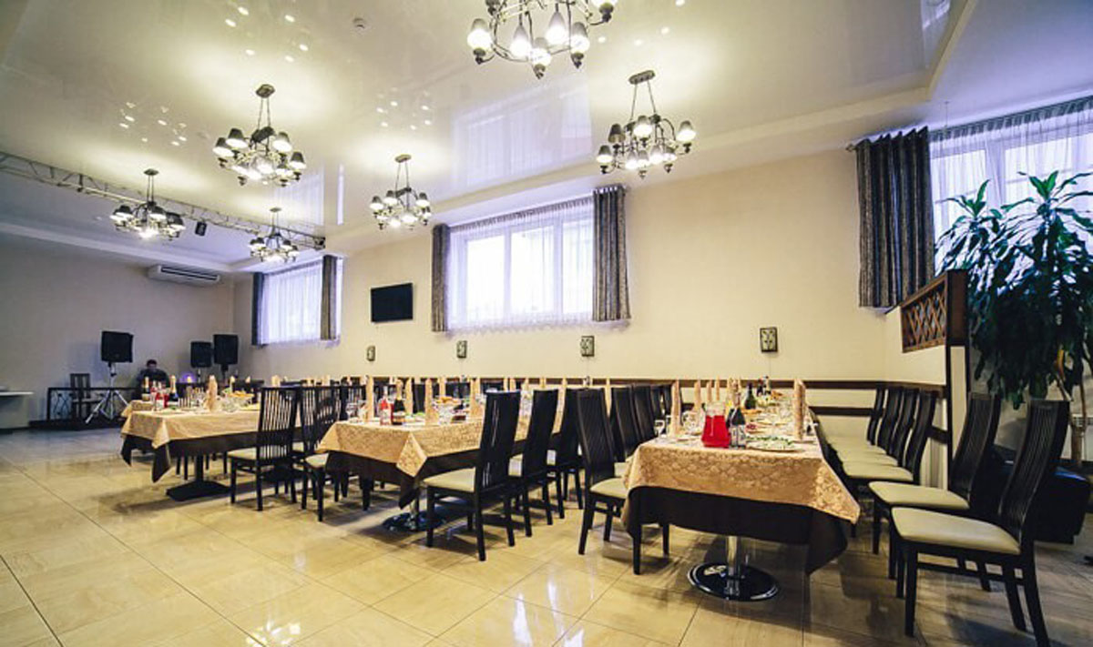 Основной зал — Прага