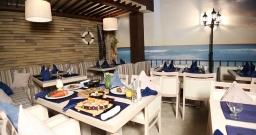 Основной зал — интерьер зала