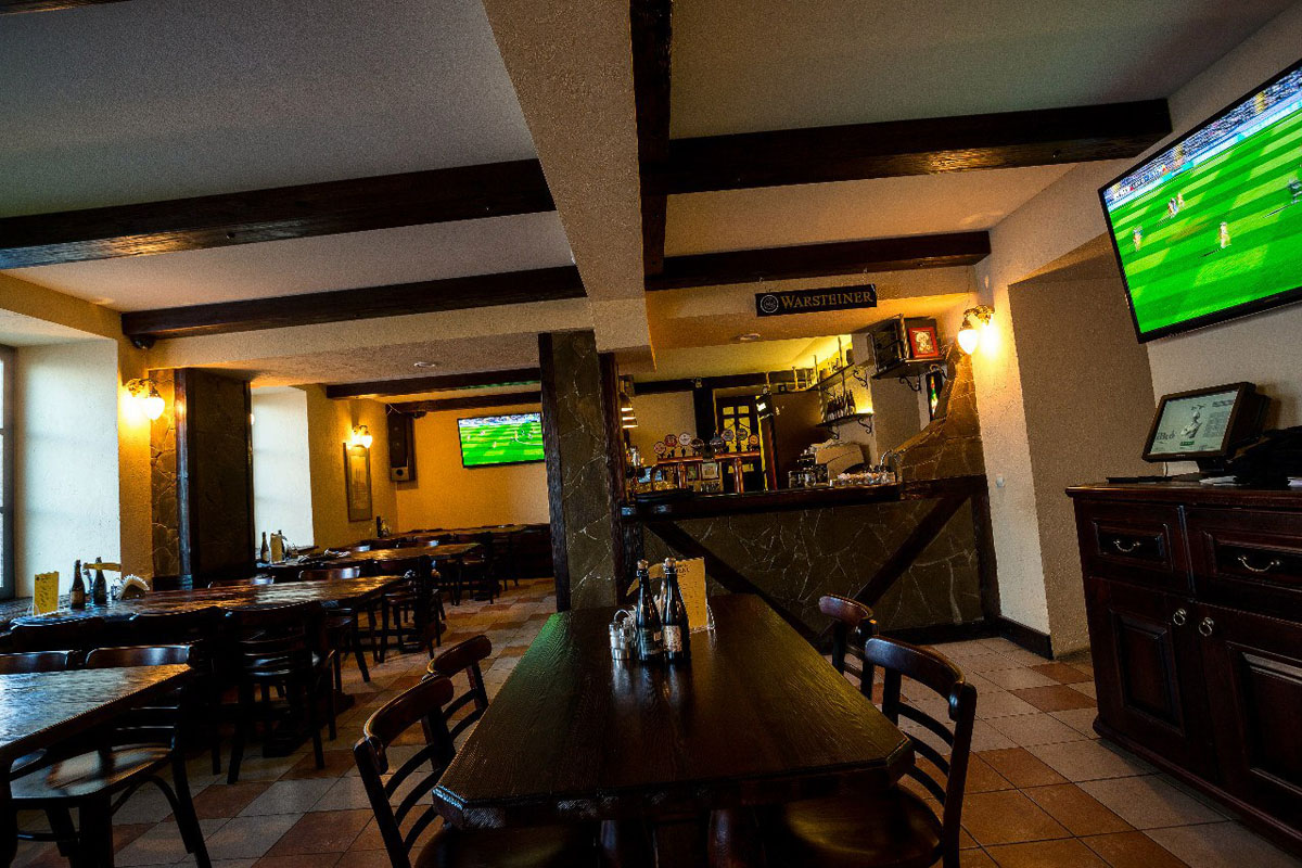 Основной зал — Винкель