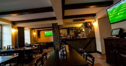 Основной зал — интерьер зала