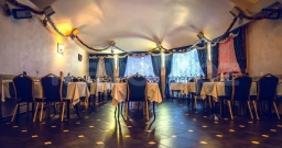 Основной зал