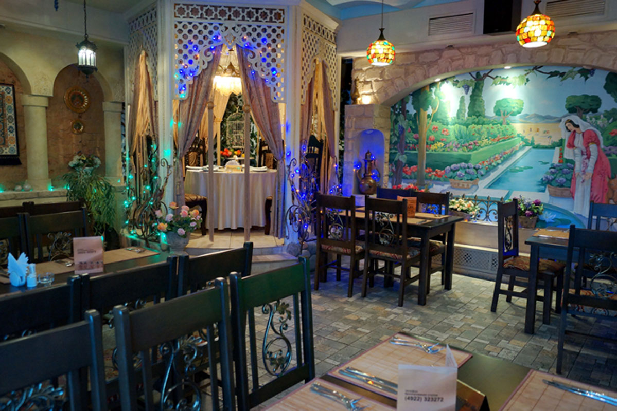 Основной зал — Шелковый путь