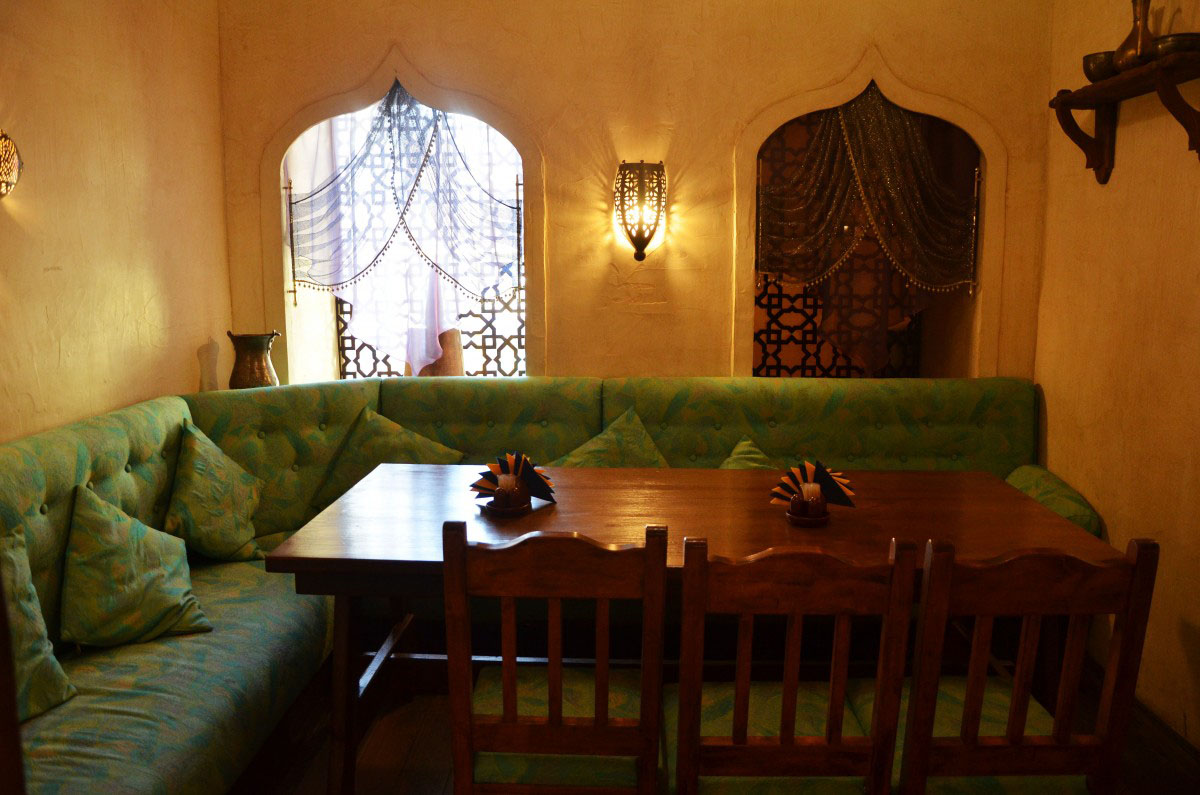 Ресторан  — Шеш-Беш