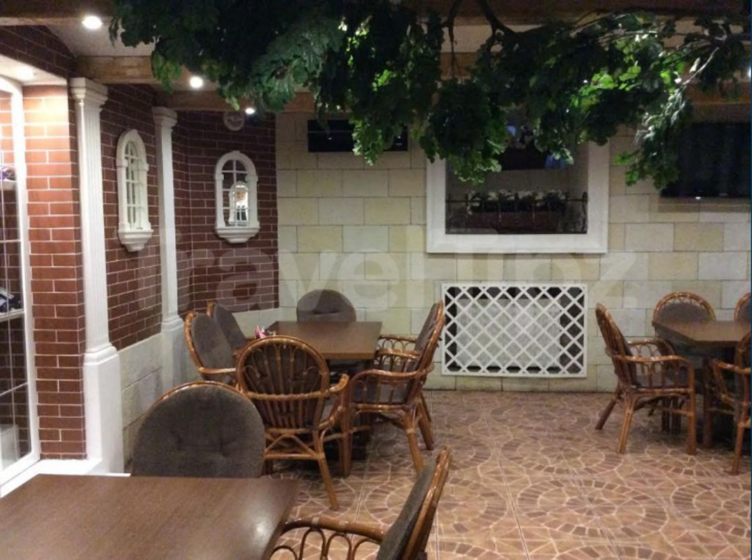 Основной зал — Кафе Угли на Спасской улице