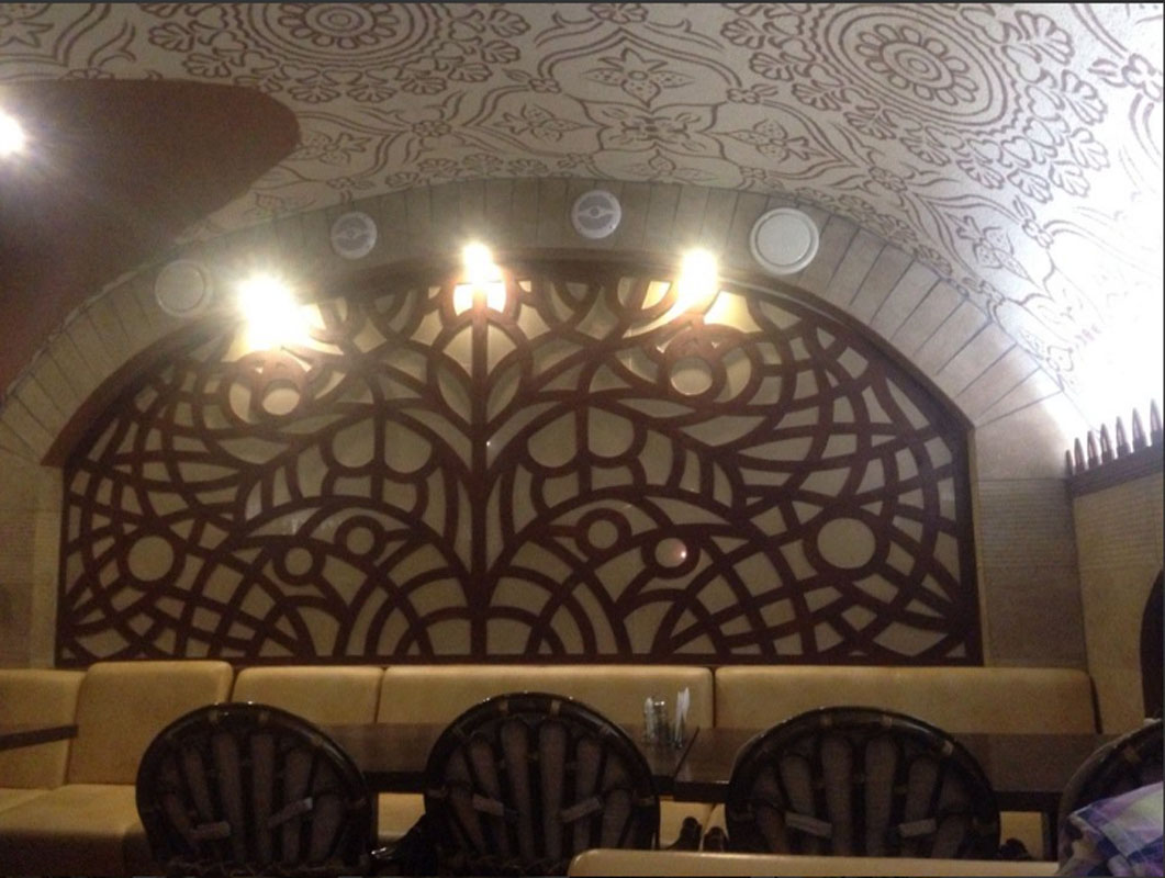 Основной зал — Кафе Угли на Спасской улице