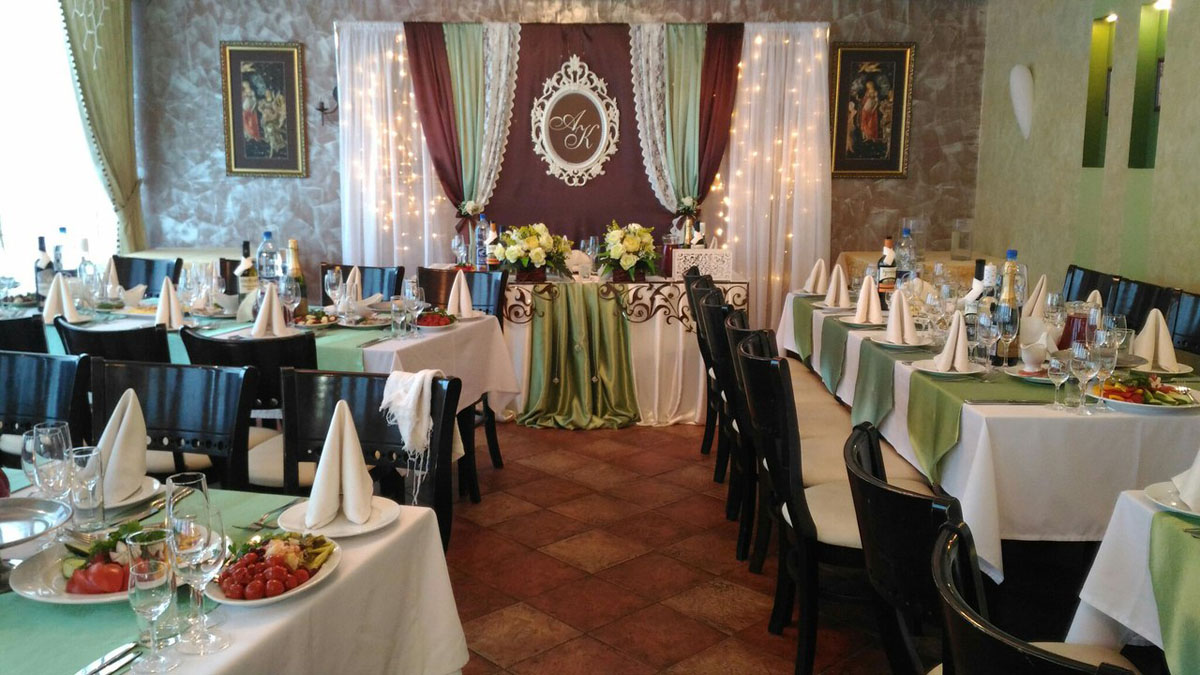 Основной зал — Фарфалина