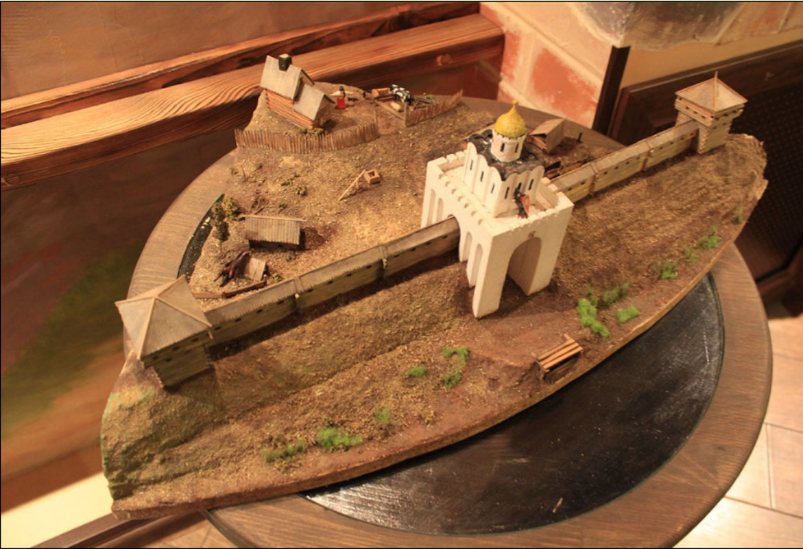 Основной зал — Старая крепость