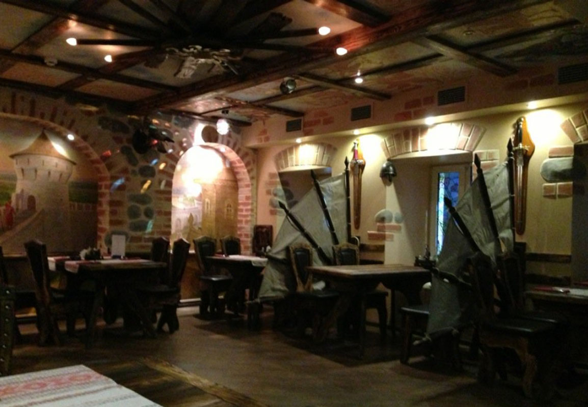 Основной зал — Старая крепость