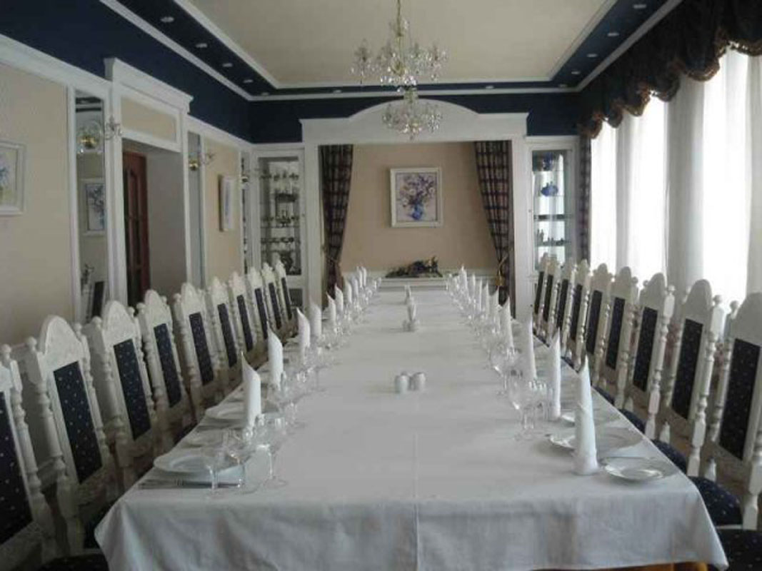 Зал на 30 человек — У Золотых ворот