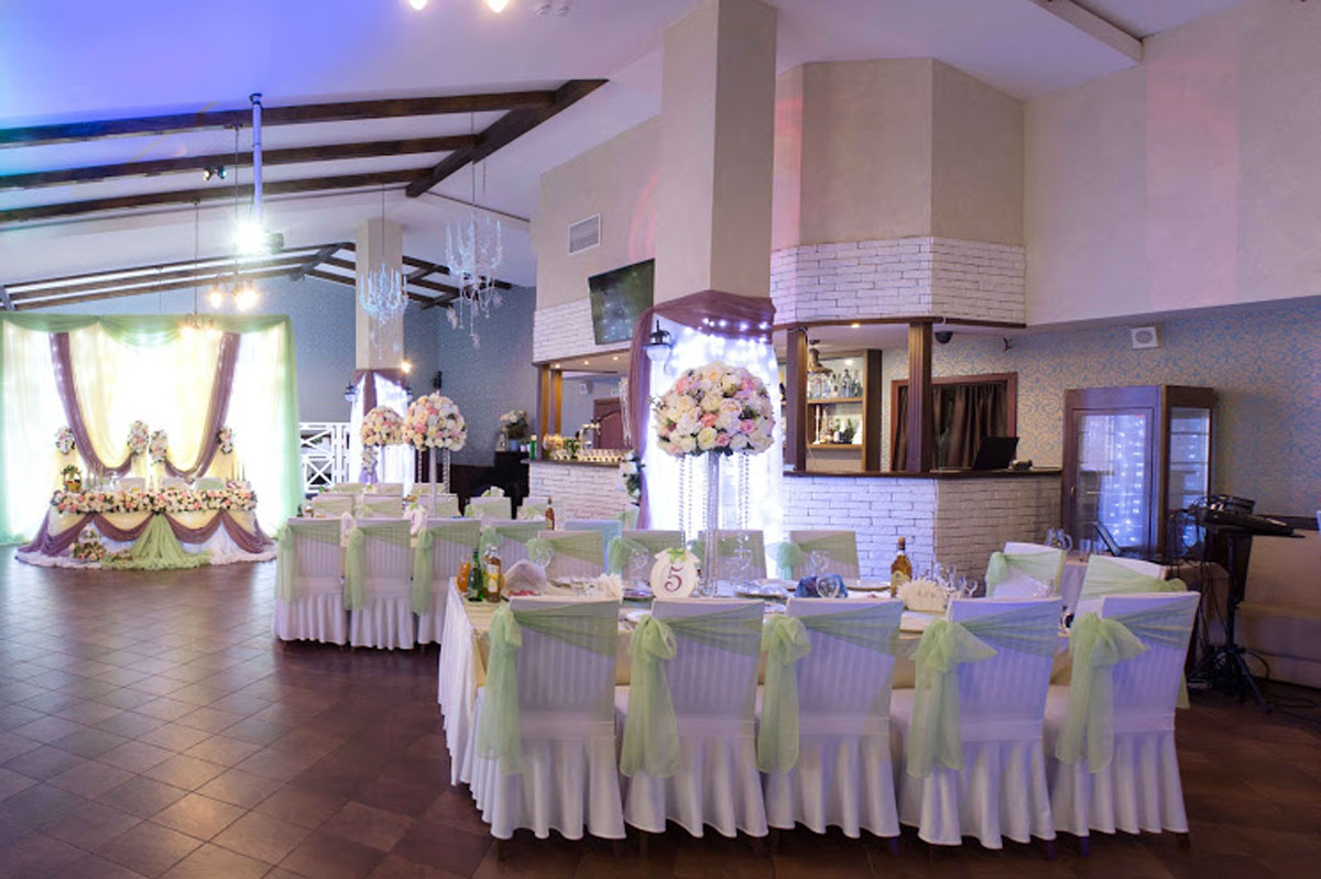 Банкетный зал — Красносельский