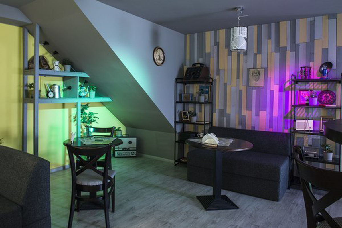 Основной зал — Сны дворника Петрова